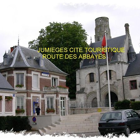 La Bonne Famille Hotel Jumièges Buitenkant foto
