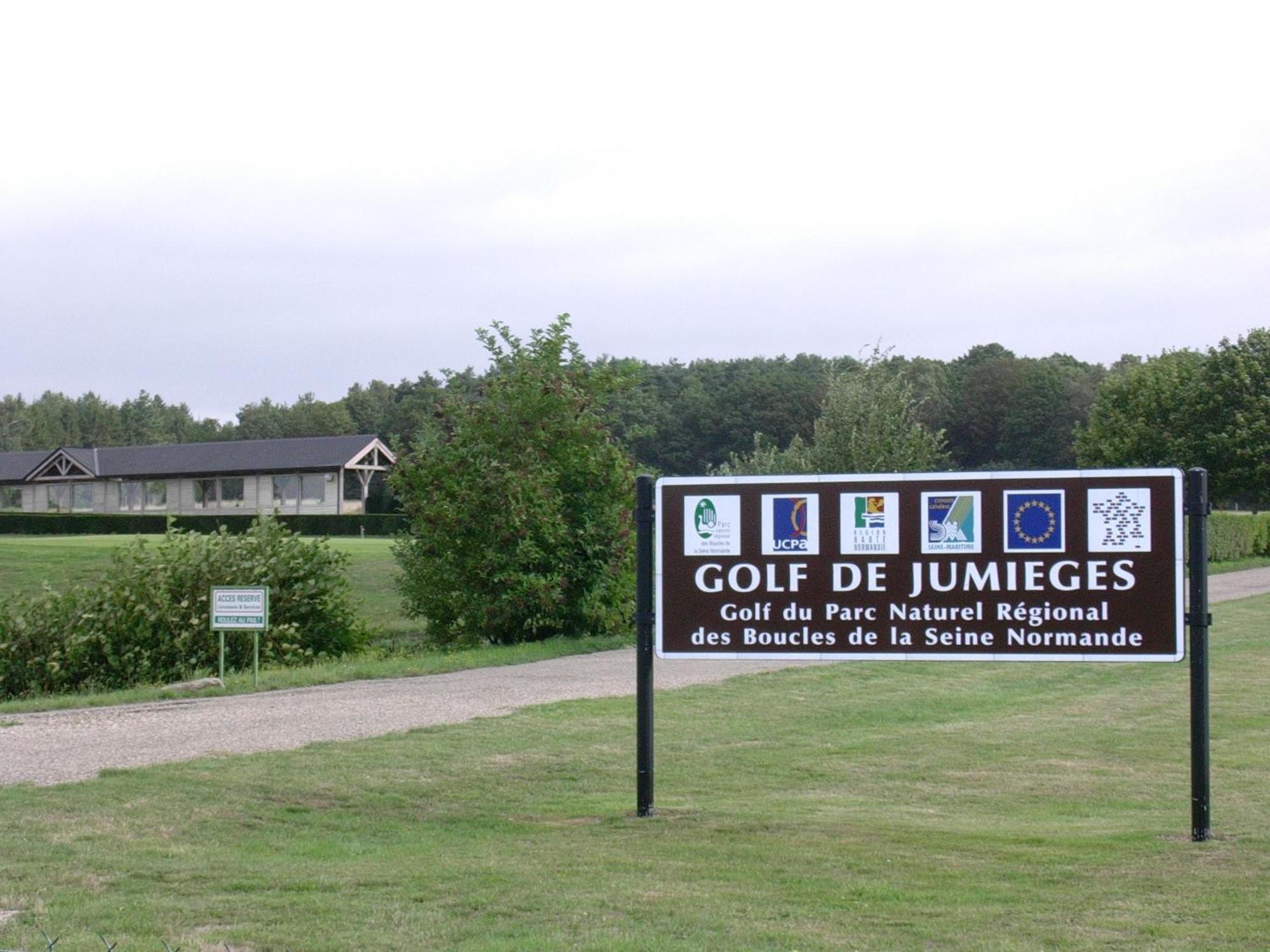 La Bonne Famille Hotel Jumièges Buitenkant foto