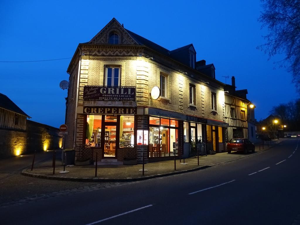 La Bonne Famille Hotel Jumièges Buitenkant foto